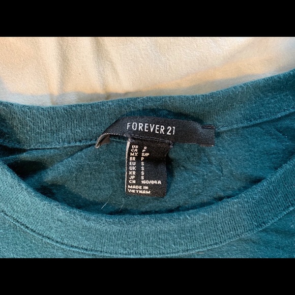 Forever 21 long sleeved midriff tee - Picture 2 of 2
